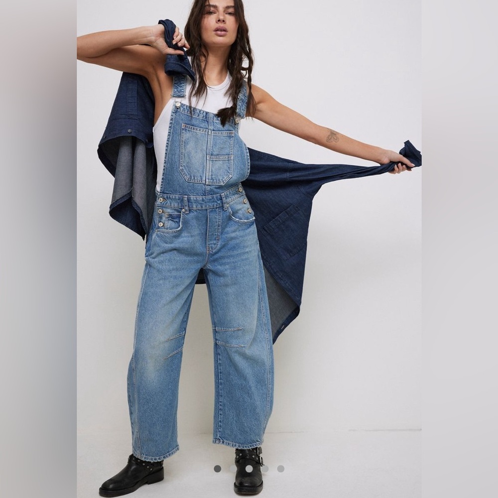 We The Free Good Luck Barrel Overalls ultra light beam Size Large NWOT
